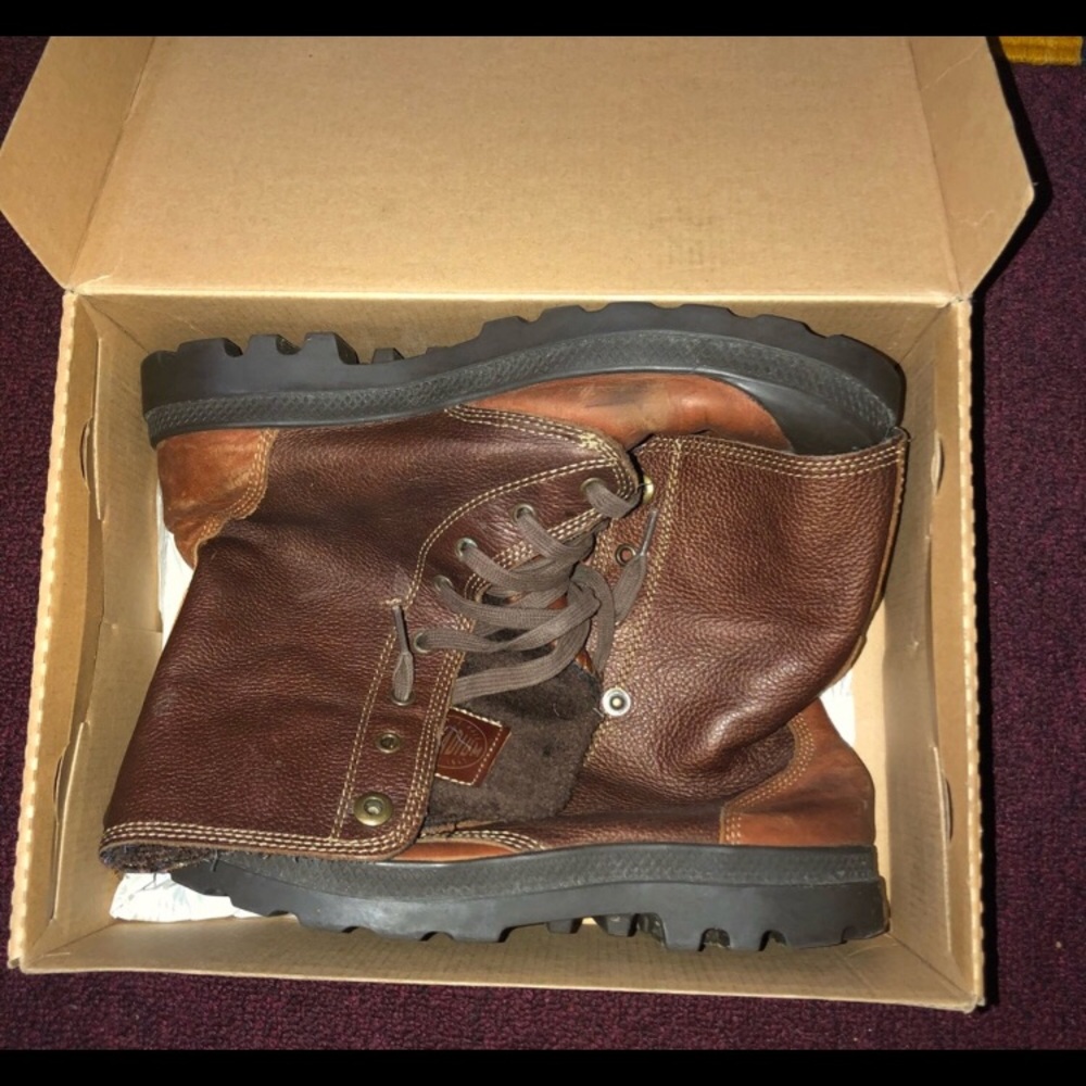 Palladium boots